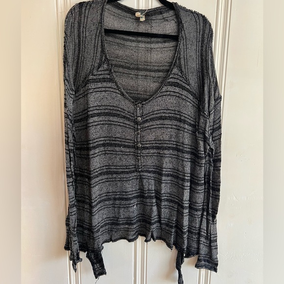 FREE PEOPEL Tunic - Picture 1 of 2